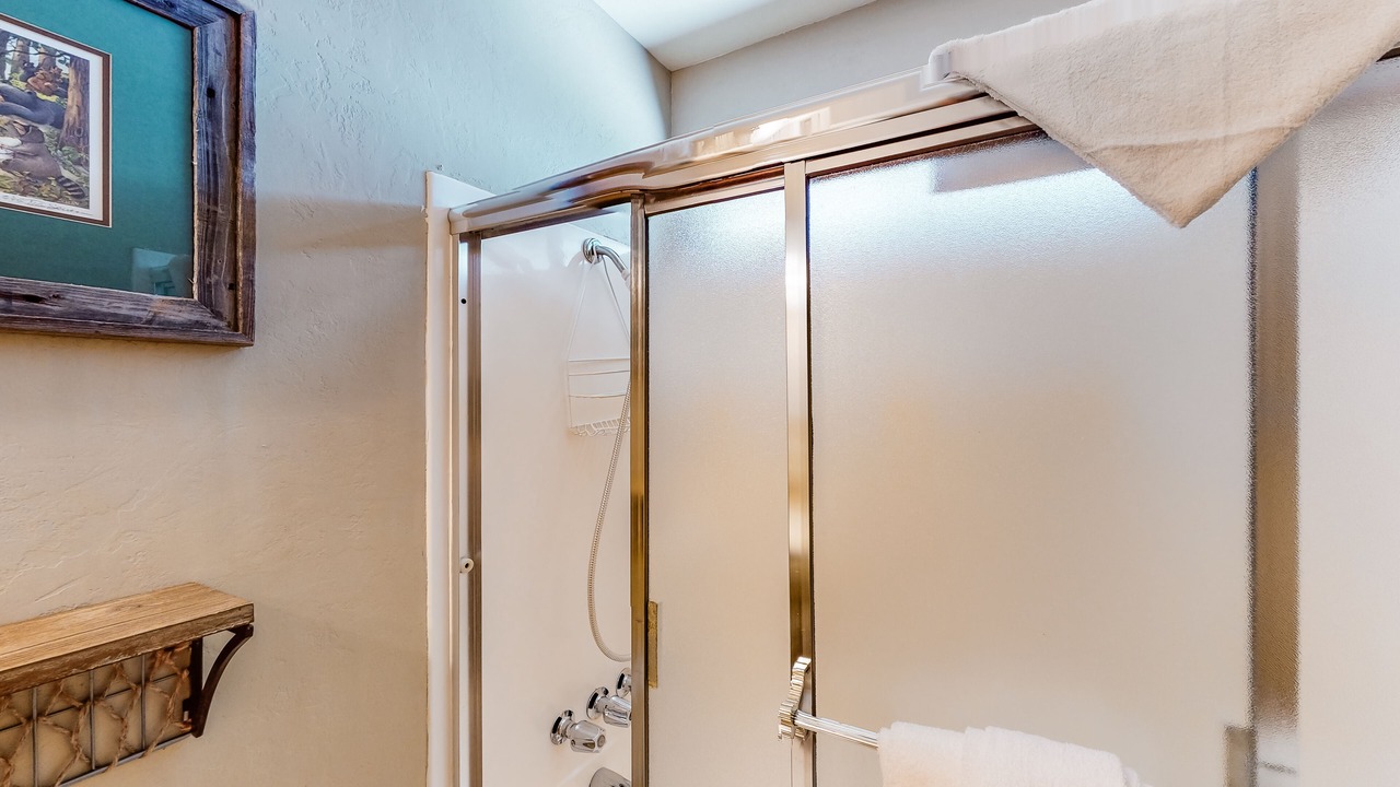 Photo of Bathroom in Dorrington
