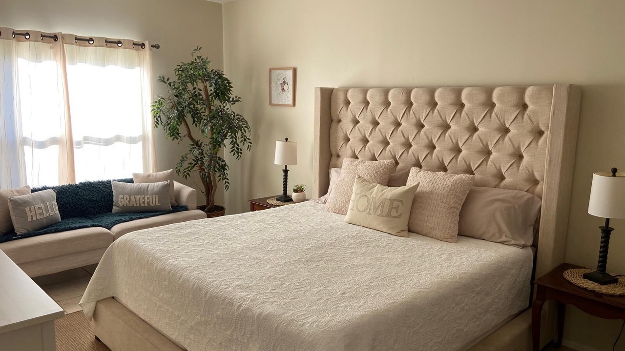 Photo of Bedroom in Grey Oaks