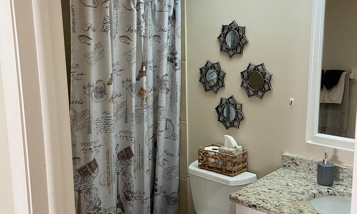 Photo of Bathroom in Grey Oaks