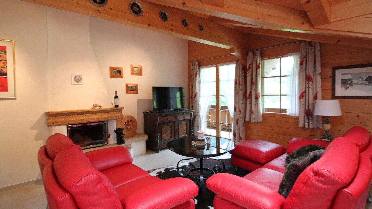 Photo of Bedroom in Zweisimmen Nr Gstaad