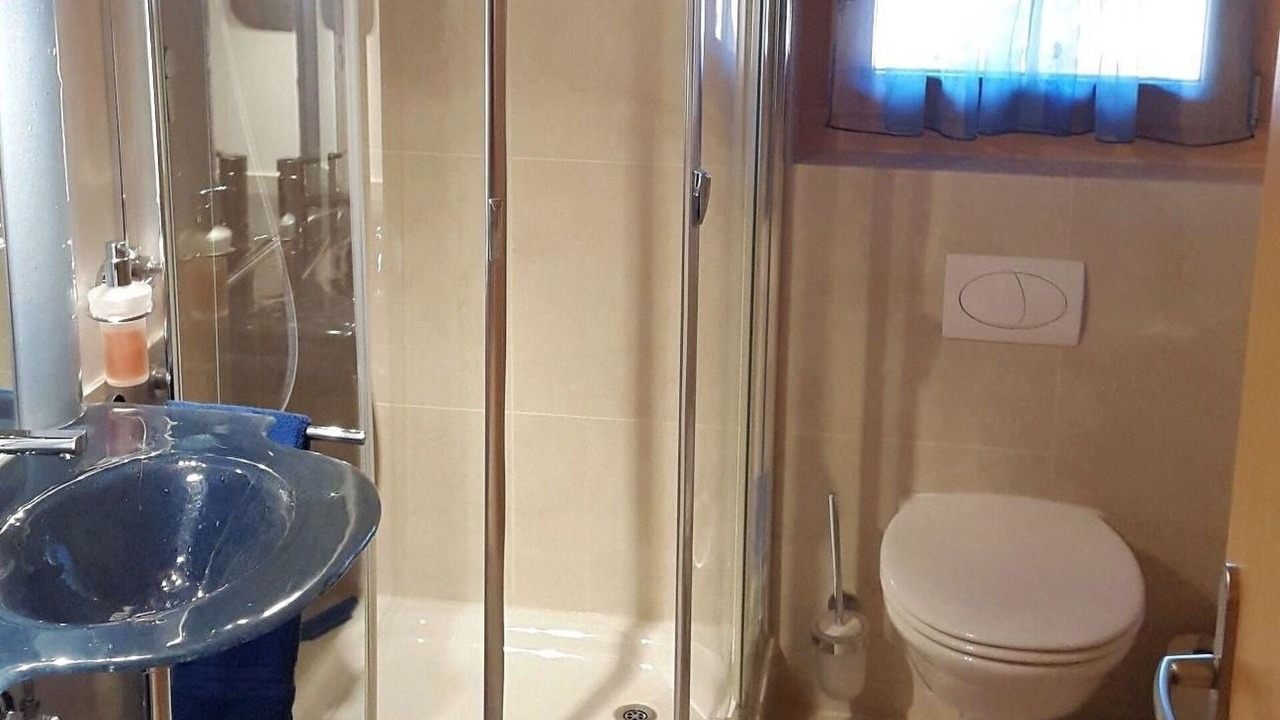 Photo of Bathroom in Zweisimmen Nr Gstaad