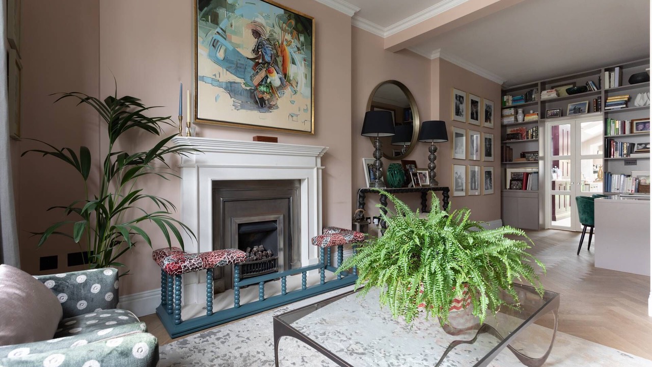 Photo of Livingroom in Town