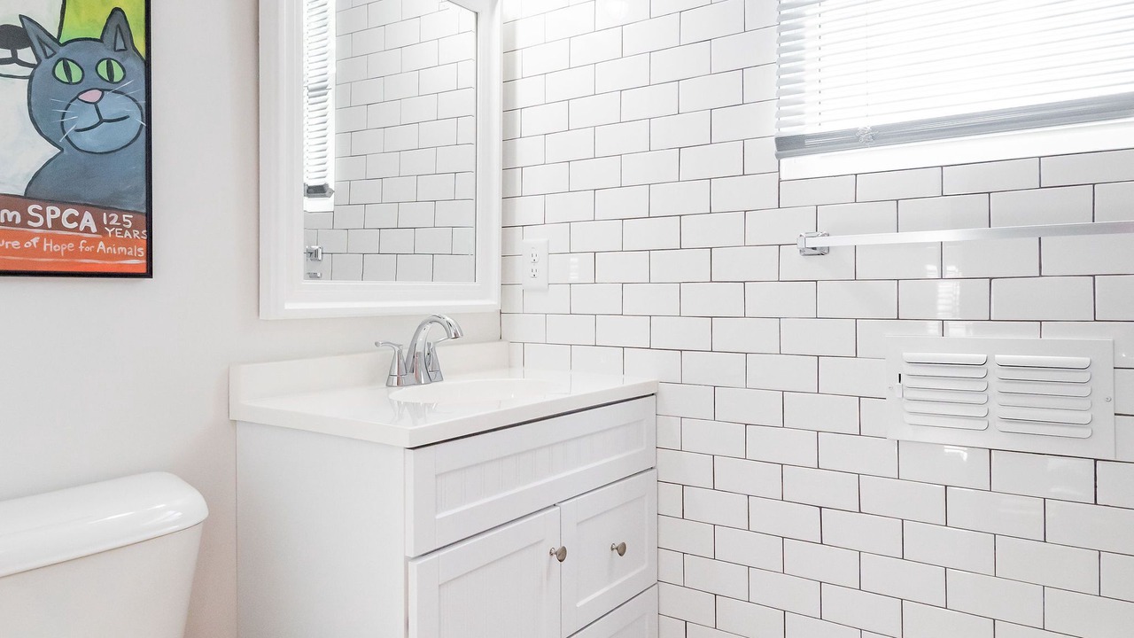Photo of Bathroom in Sunset Point