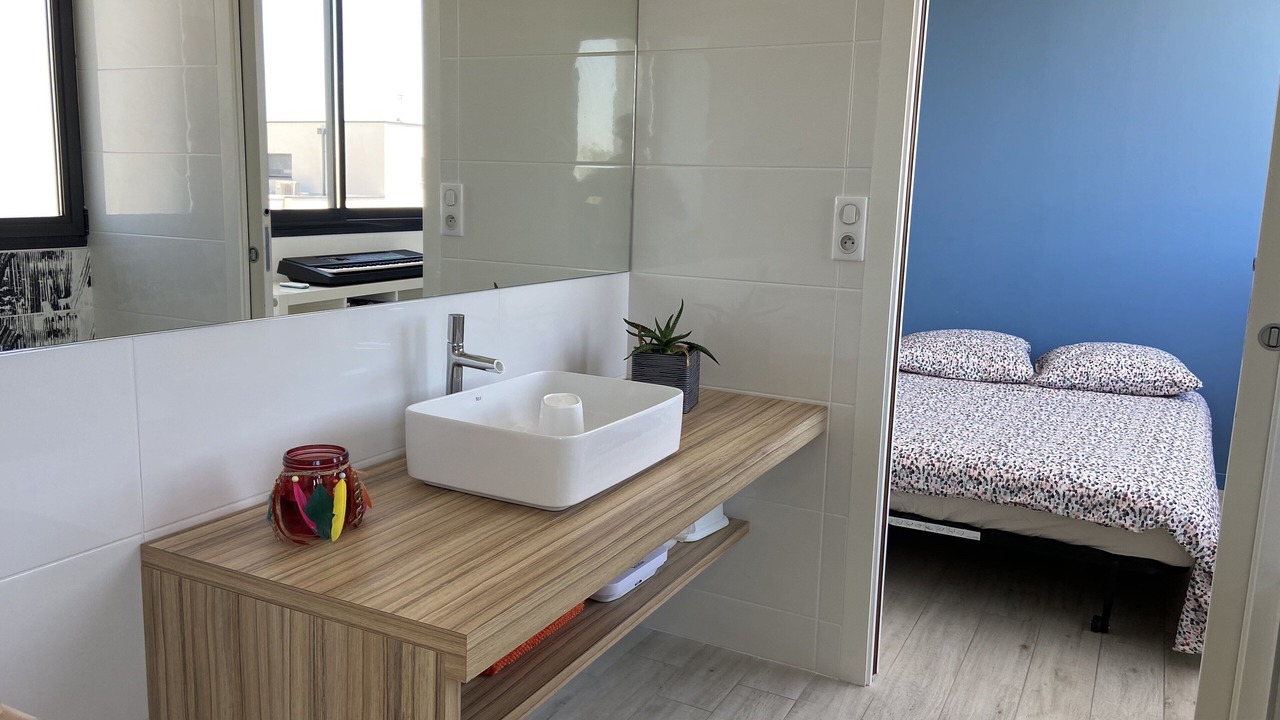 Photo of Bedroom in Palavas-les-Flots