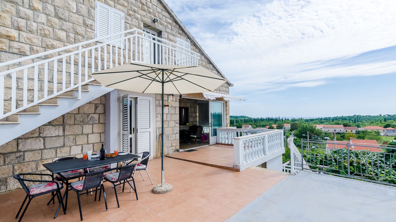Photo of Patio Balcony in Cilipi