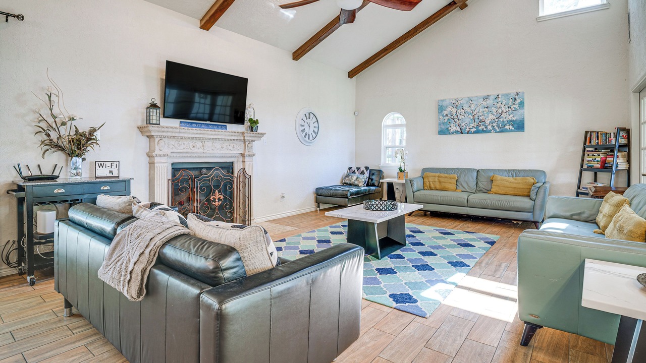 Photo of Livingroom in Blue Bell Estates