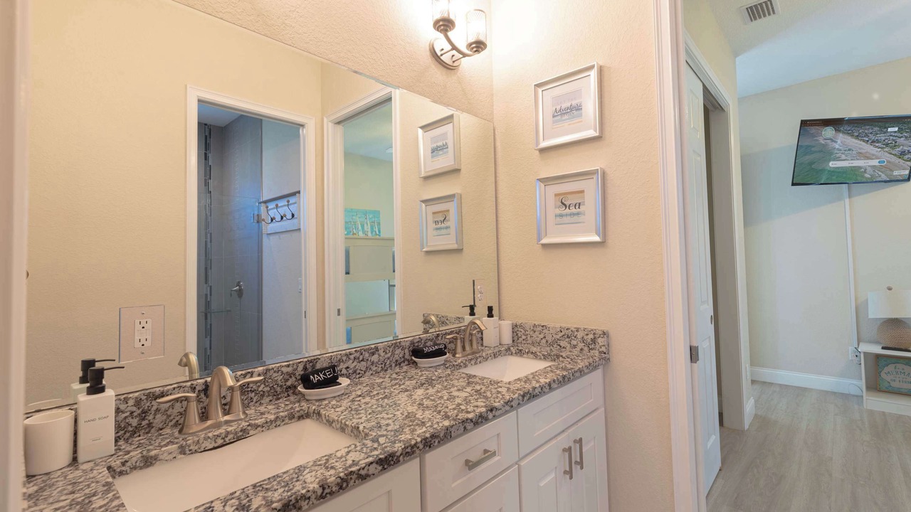 Photo of Bathroom in Marineland Acres
