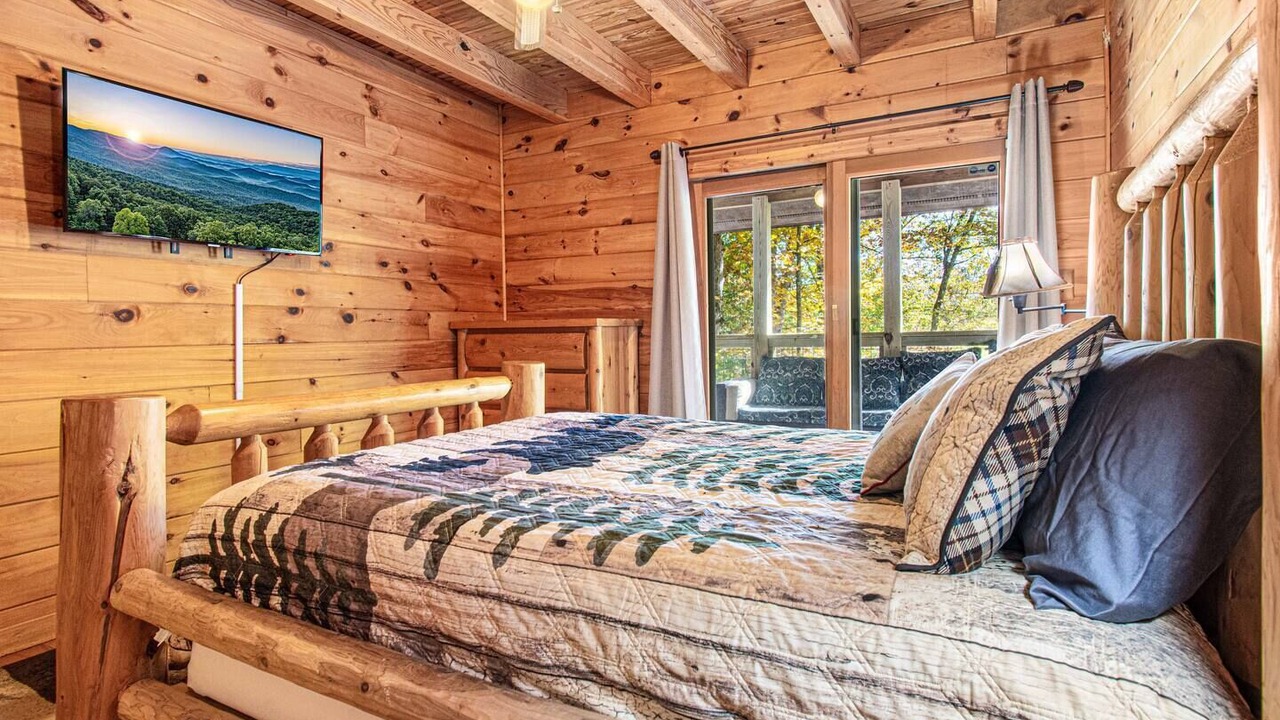 Photo of Bedroom in Pigeon Forge