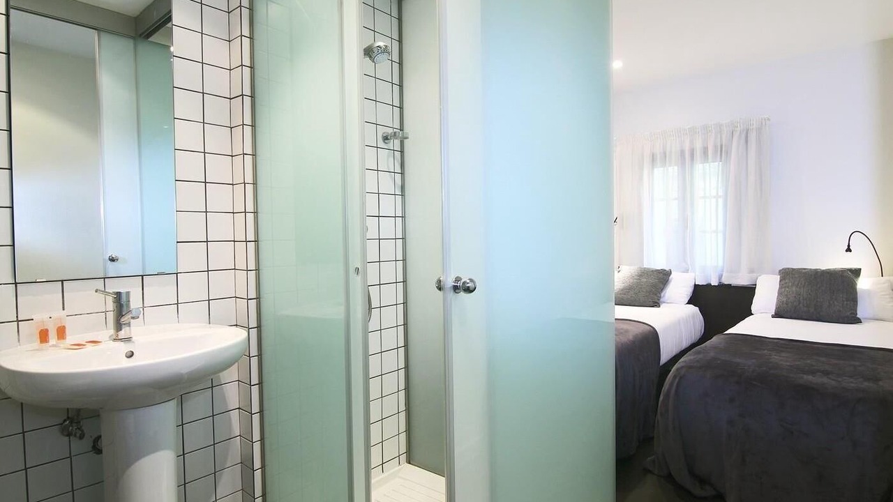 Photo of Bathroom in El Born