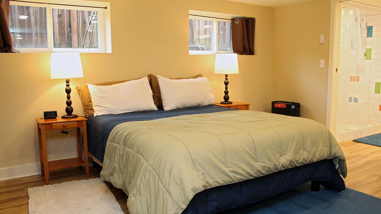 Photo of Others in King