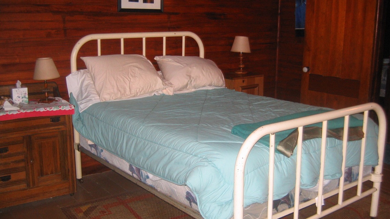 Photo of Bedroom in Frontenac