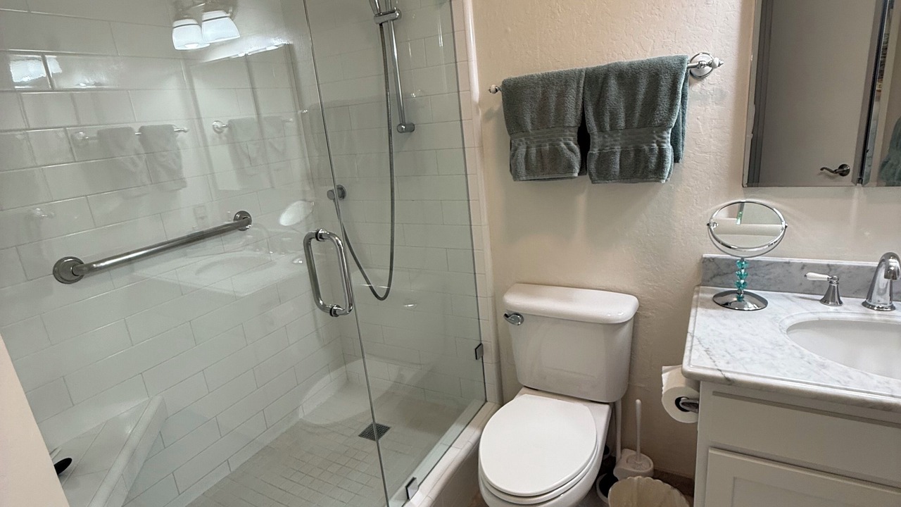 Photo of Bathroom in Pajaro Dunes