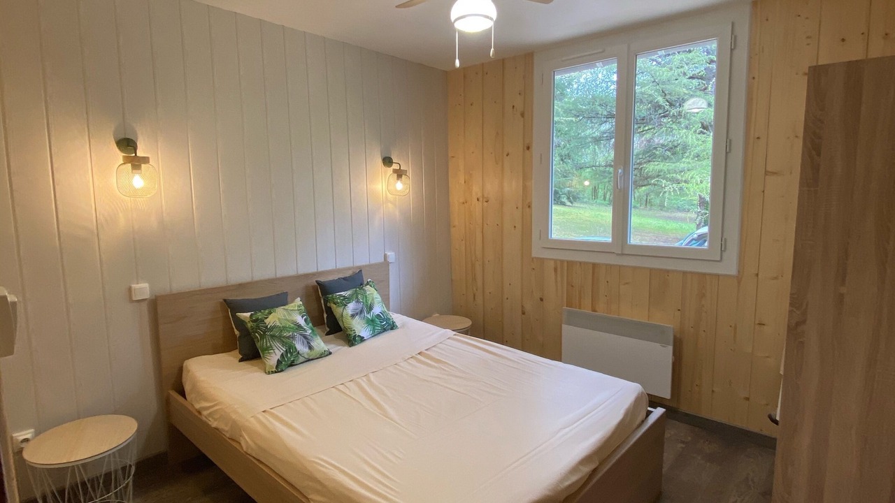 Photo of Bedroom in Saint-Antonin Noble Val