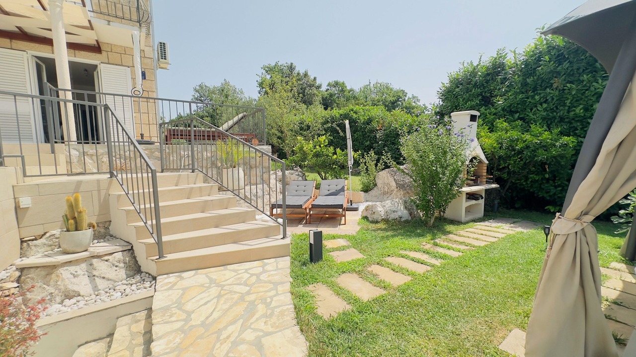 Photo of Patio Balcony in Cilipi