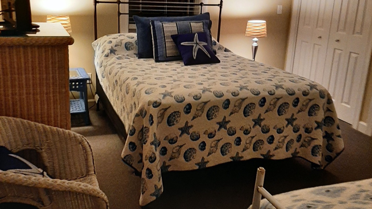 Photo of Bedroom in Clipper Cove