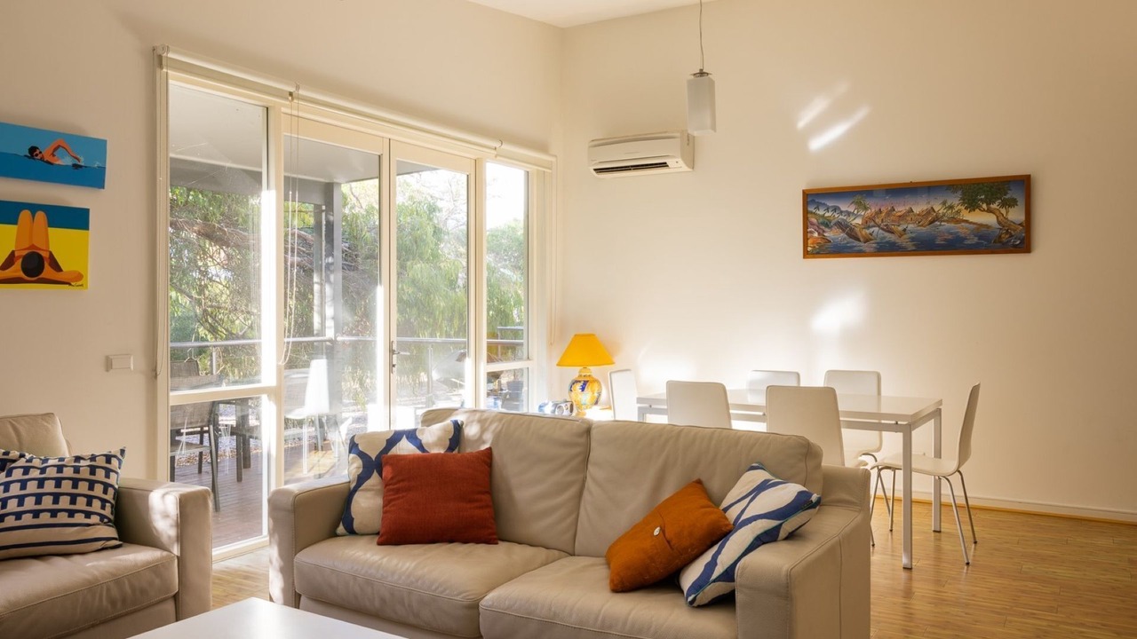 Photo of Livingroom in Inverloch