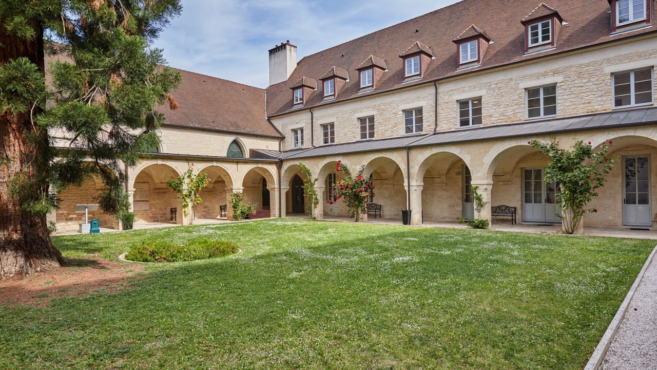 Photo of Outdoor in Centre Sud