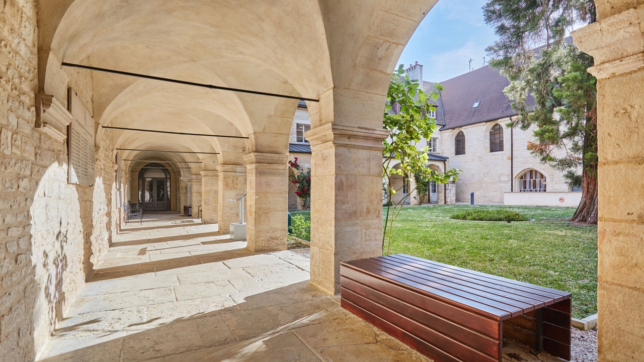 Photo of Outdoor in Centre Sud