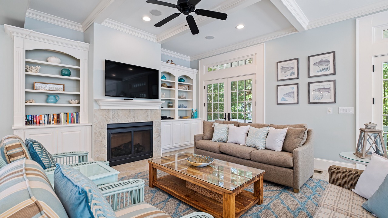Photo of Livingroom in North Forest Beach