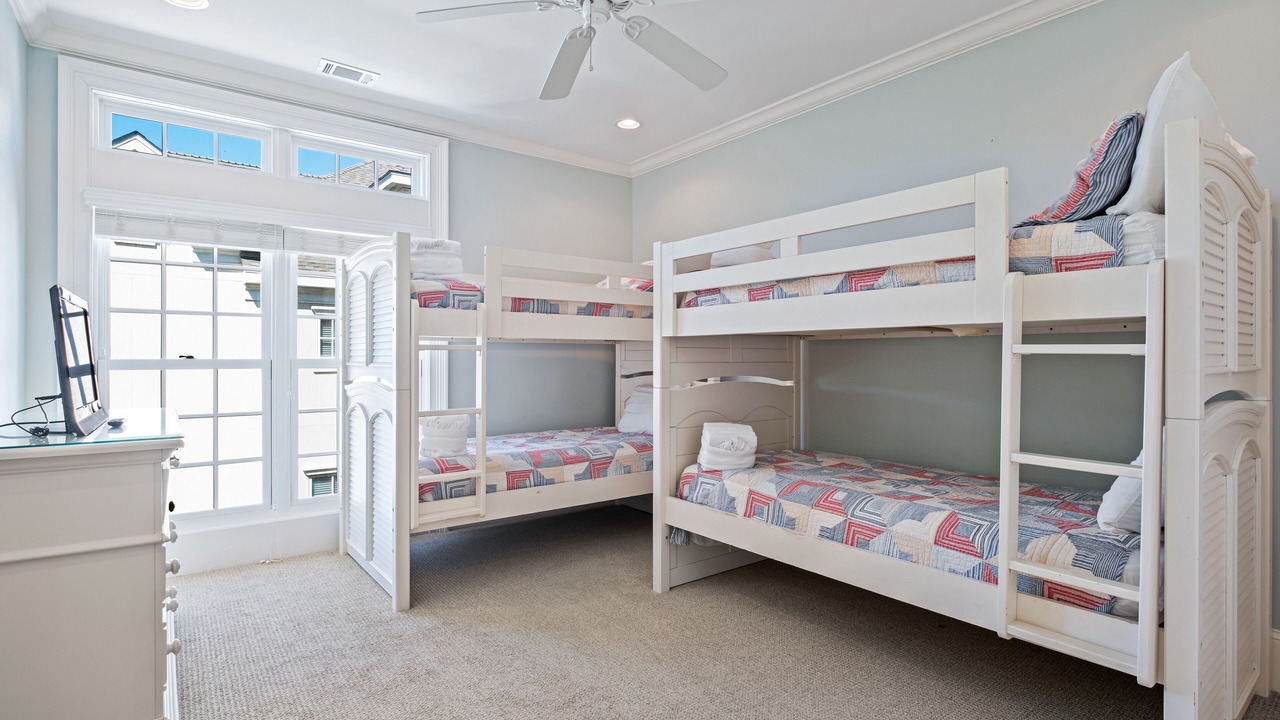 Photo of Bedroom in North Forest Beach