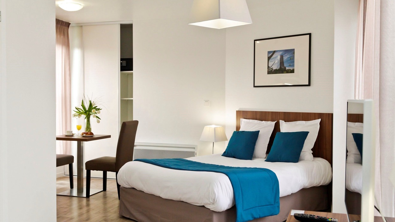 Photo of Others in Sainte-Anne - Faubourg Noyon