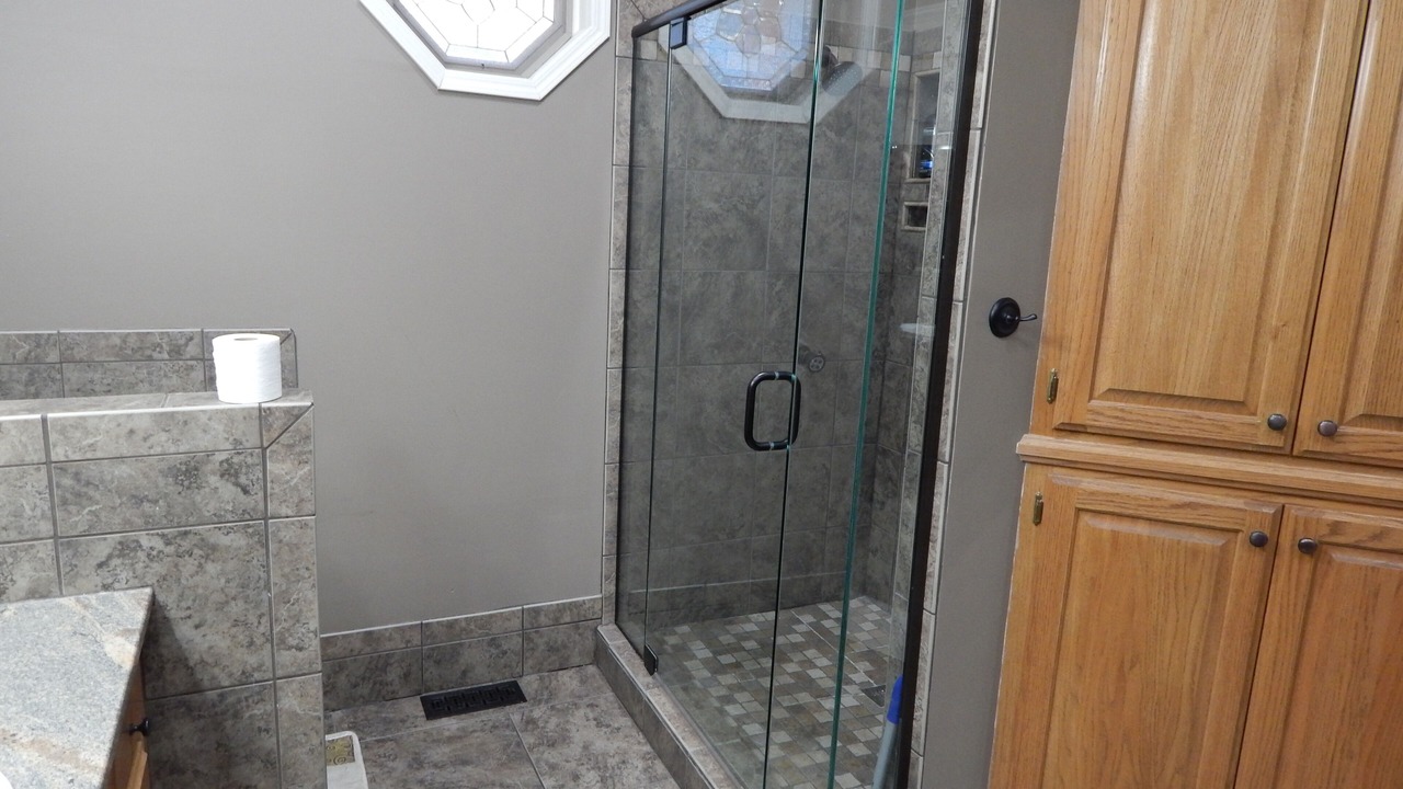 Photo of Bathroom in Russellville