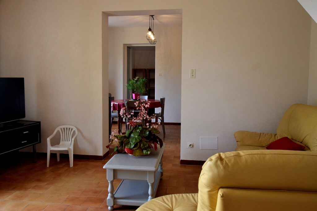 Photo of Livingroom in Largentiere