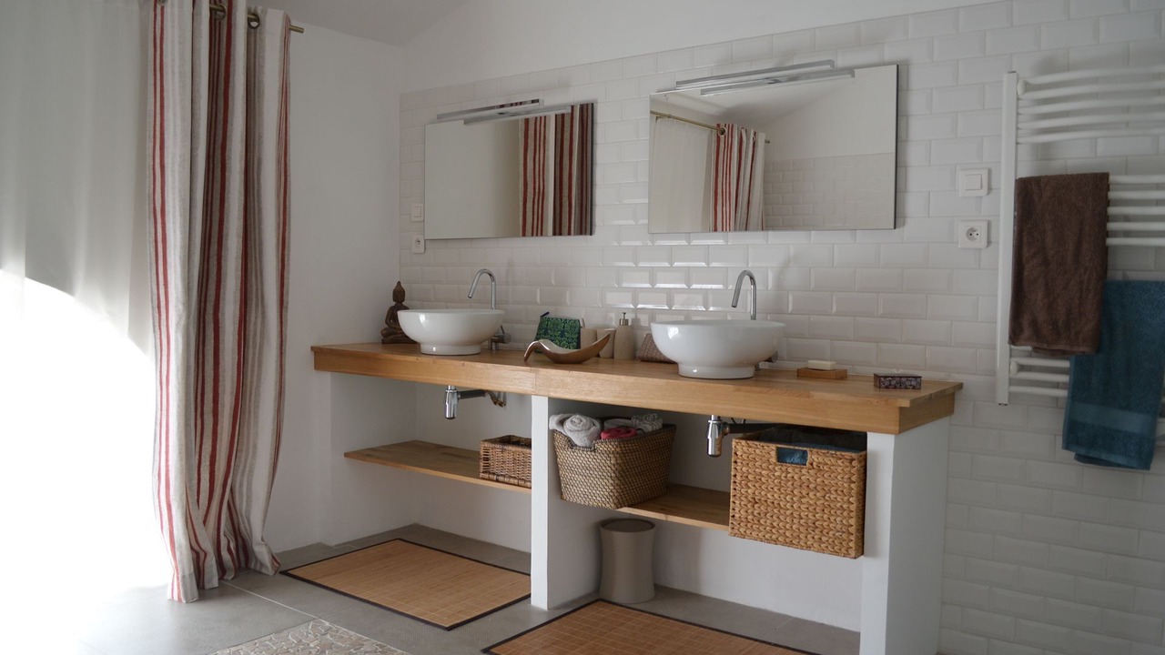 Photo of Bathroom in Saint-Bauzille-de-Putois