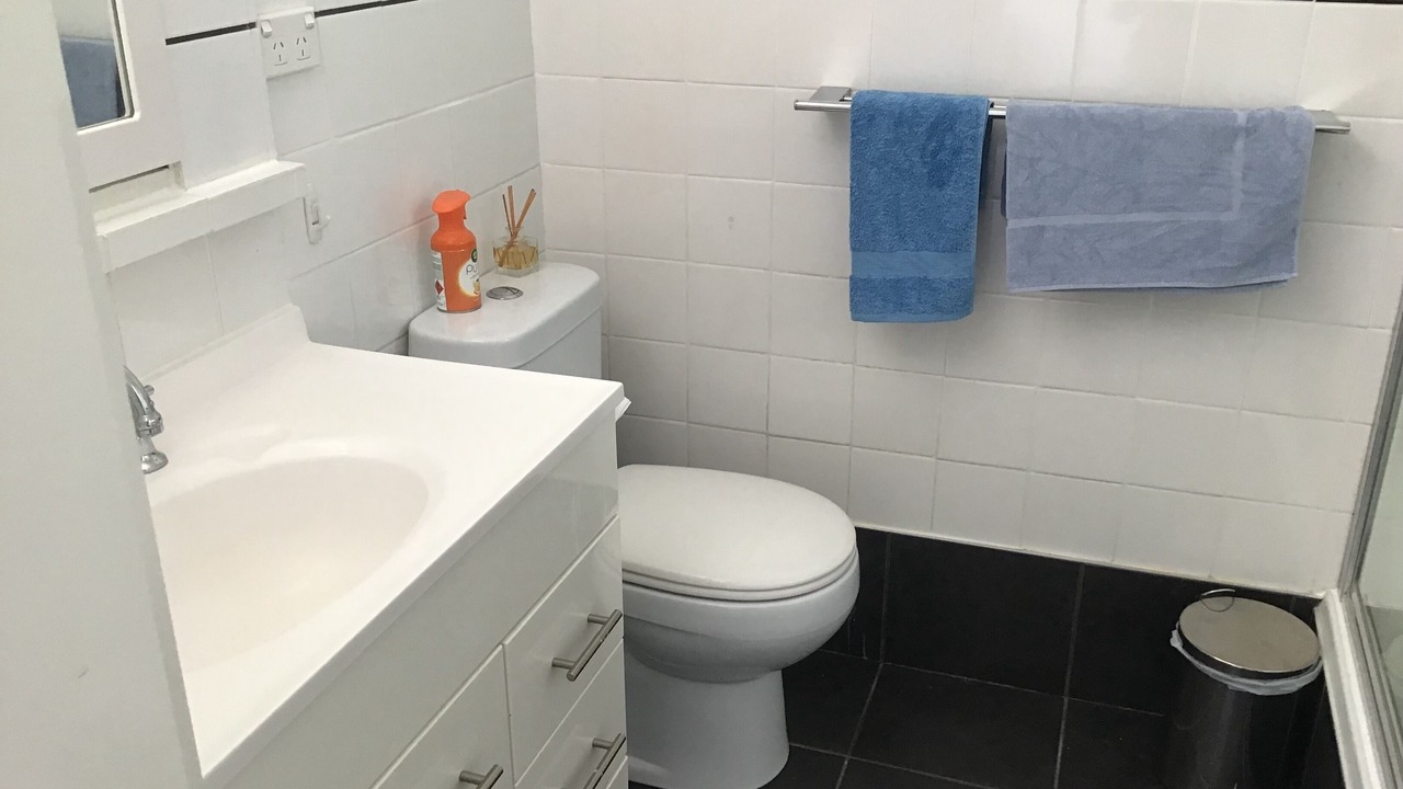 Photo of Bathroom in St Leonards