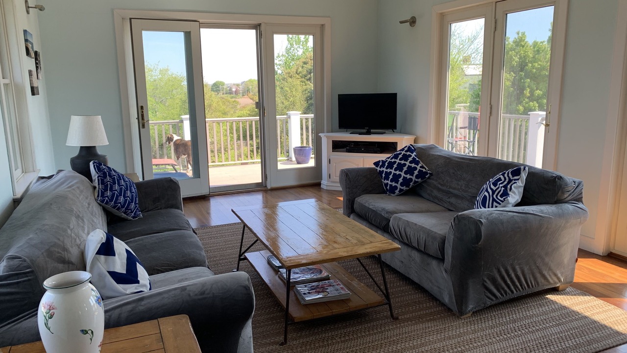 Photo of Livingroom in Block Island