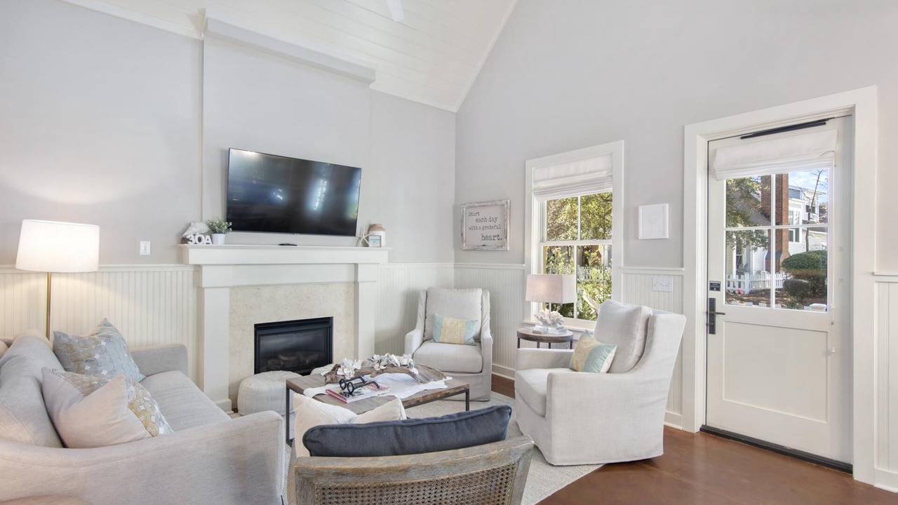 Photo of Livingroom in WaterSound Beach