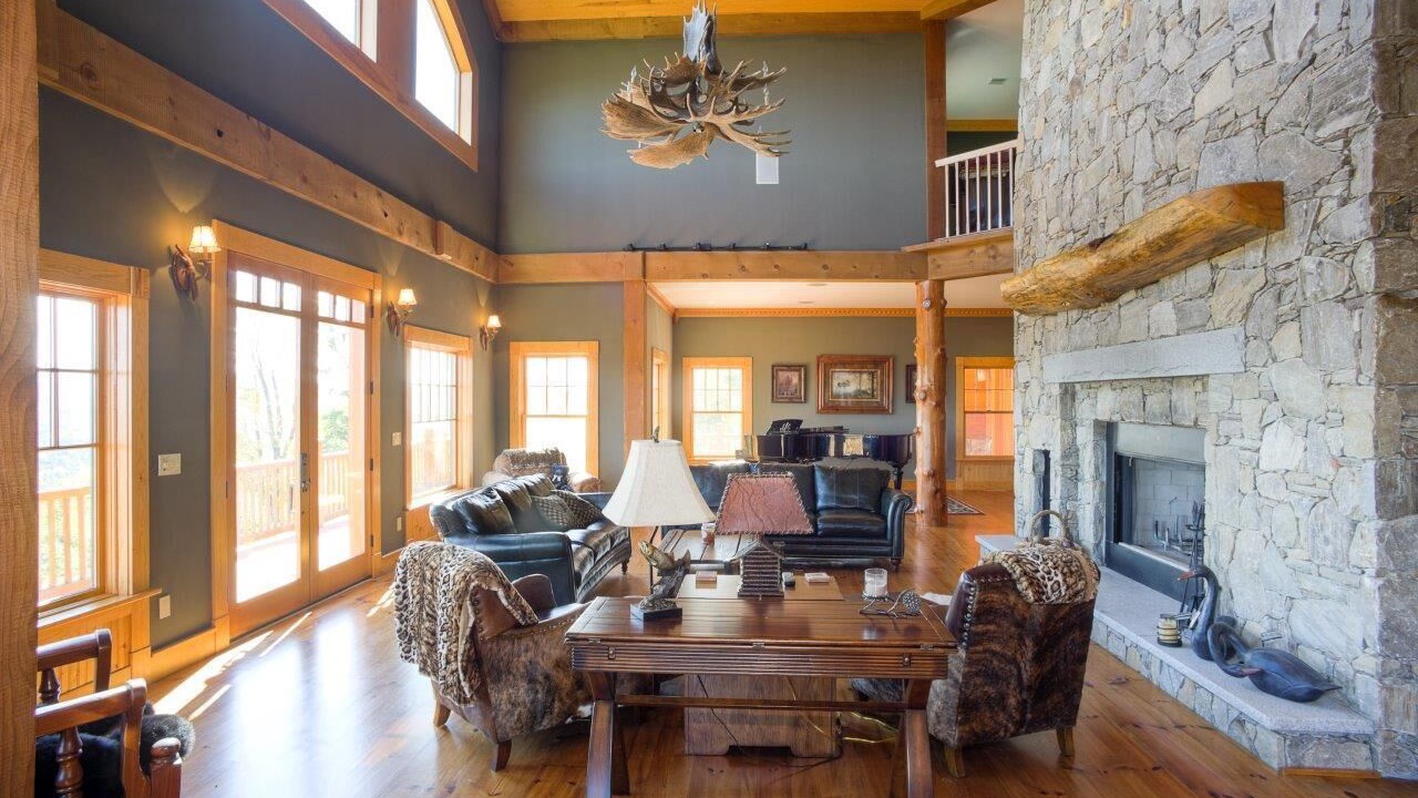 Photo of Livingroom in Eaton