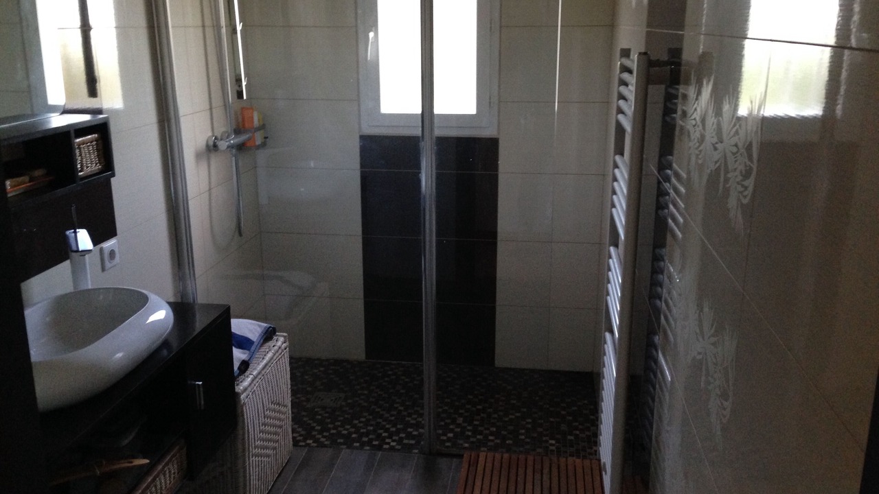 Photo of Bathroom in Gigean