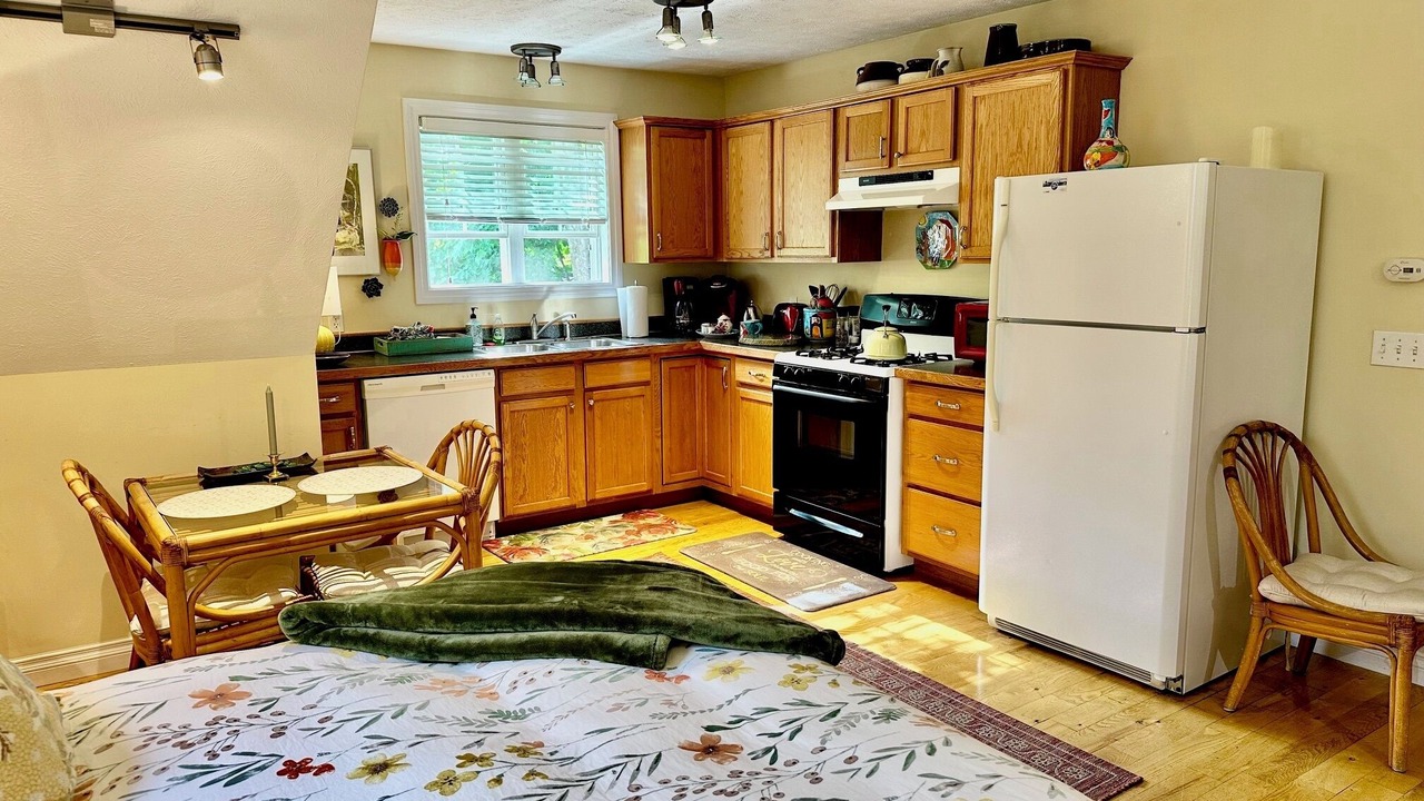 Photo of Bedroom in Lake Ann