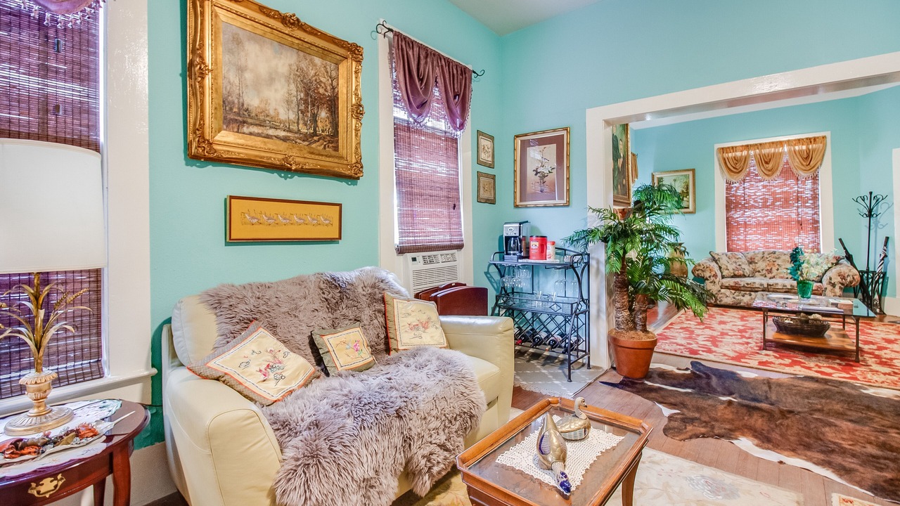 Photo of Livingroom in Tobin Hill