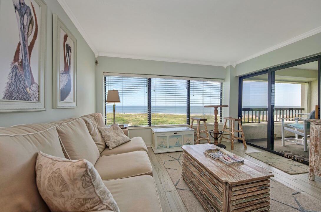 Photo of Livingroom in Amelia City