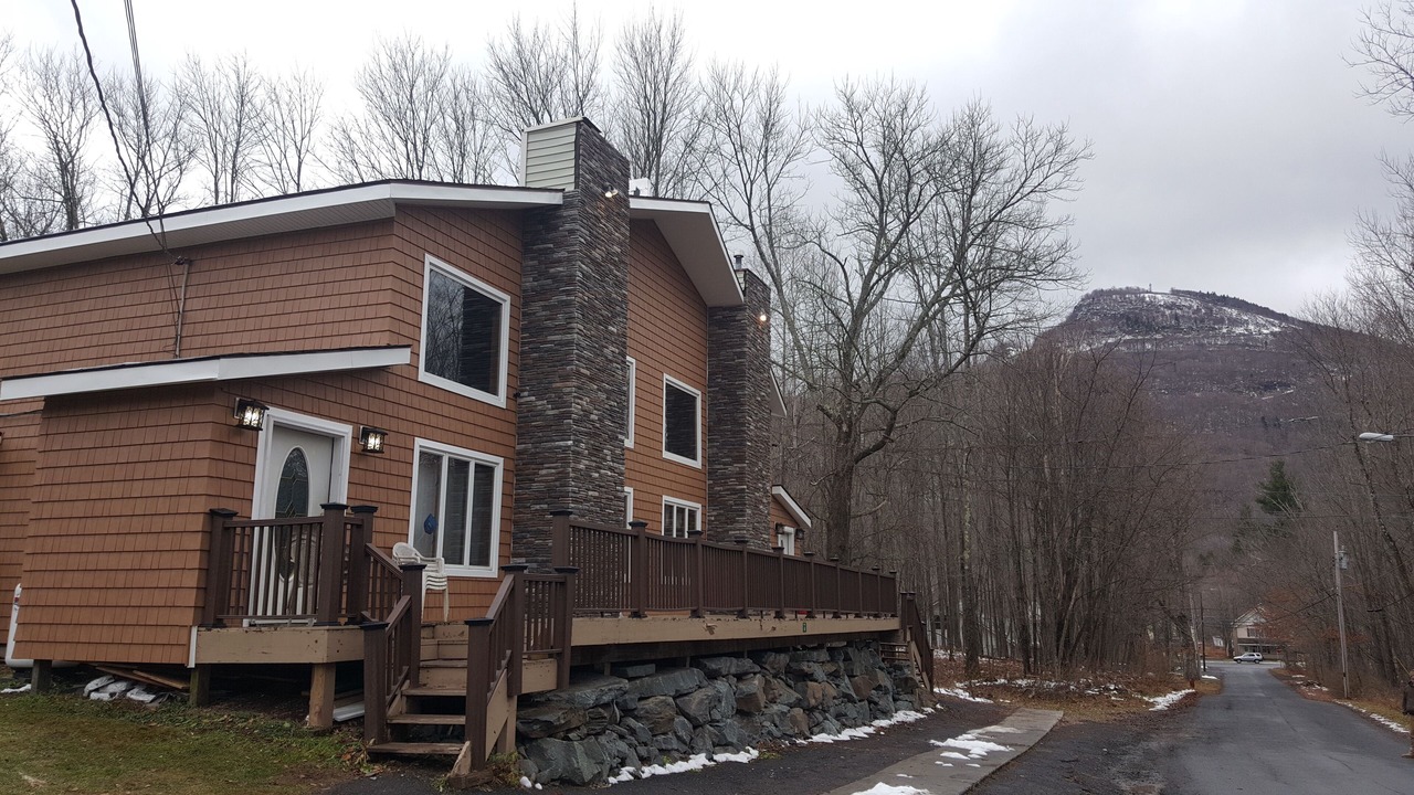 Photo of Outdoor in Hunter