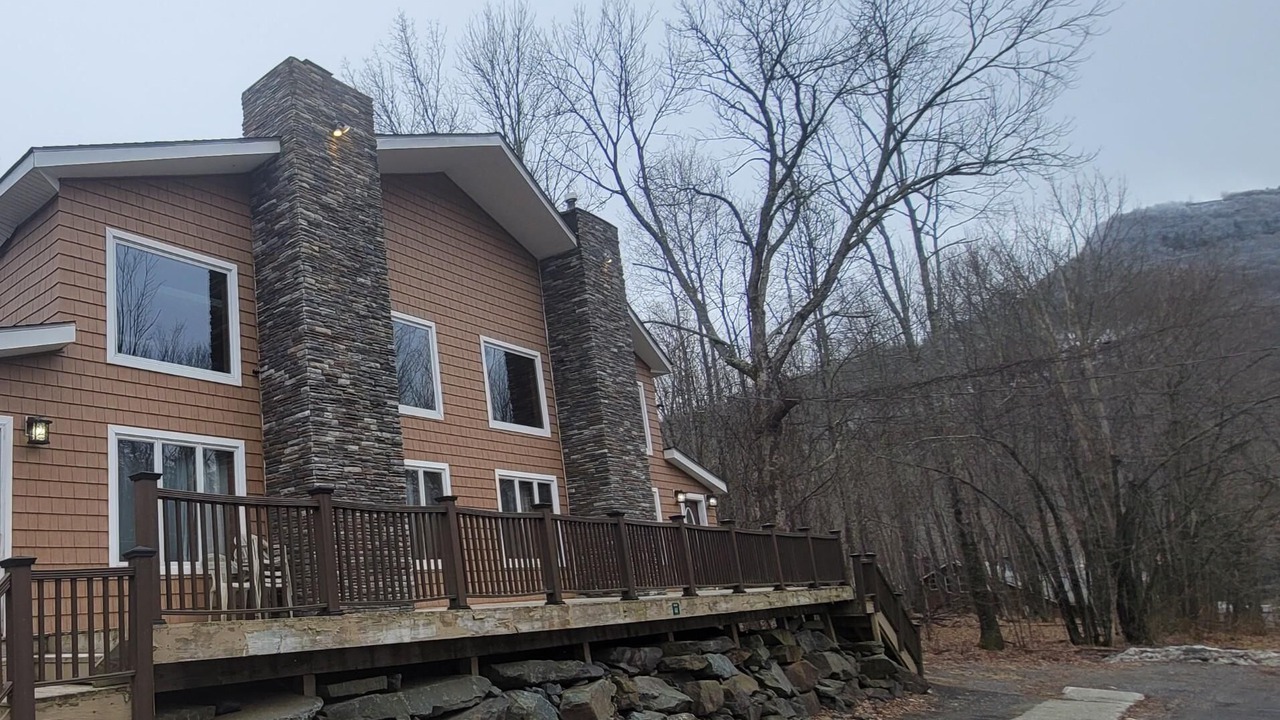 Photo of Outdoor in Hunter