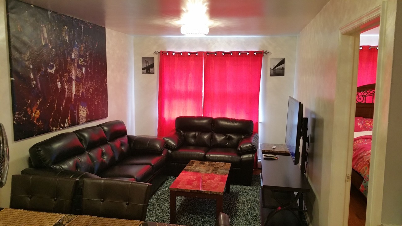 Photo of Livingroom in Bedford-Stuyvesant