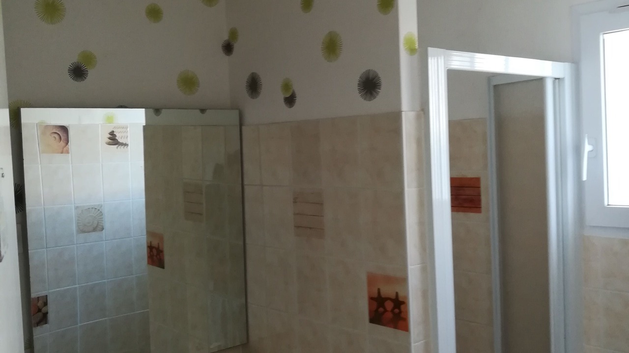 Photo of Bathroom in Saint-Vincent-sur-Jard