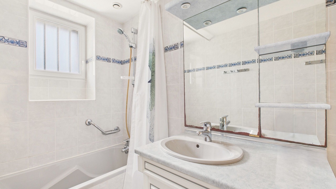 Photo of Bathroom in Commequiers