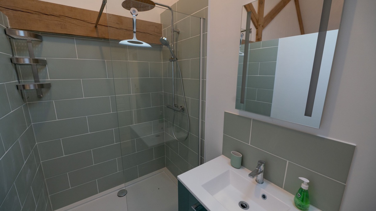 Photo of Bathroom in Avon-les-Roches