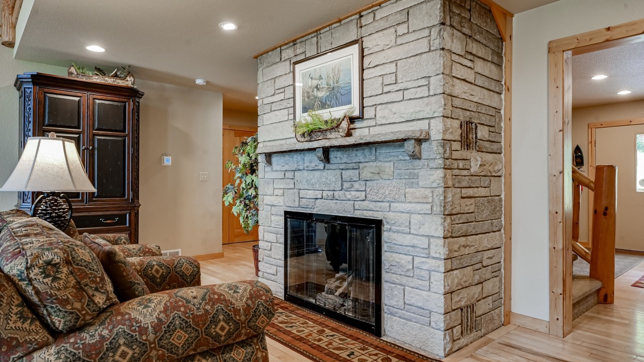 Photo of Livingroom in Eagle River