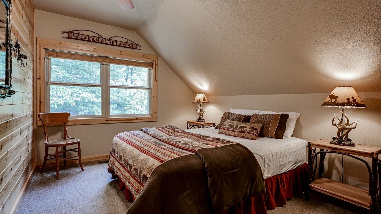 Photo of Bedroom in Eagle River