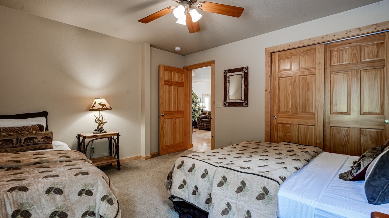 Photo of Bedroom in Eagle River