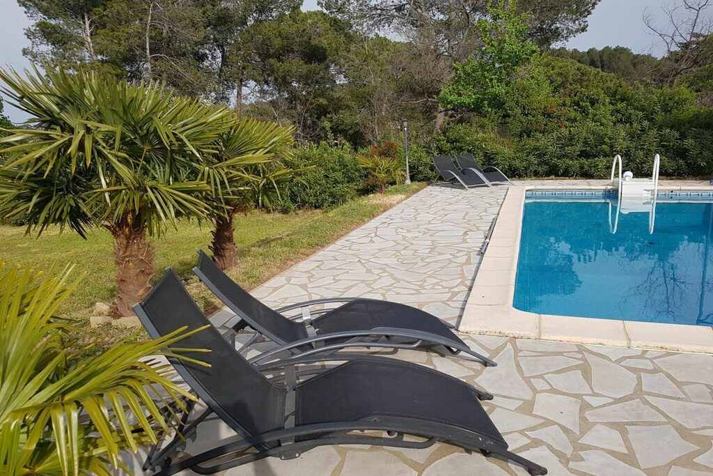 Photo of Outdoor in Escales