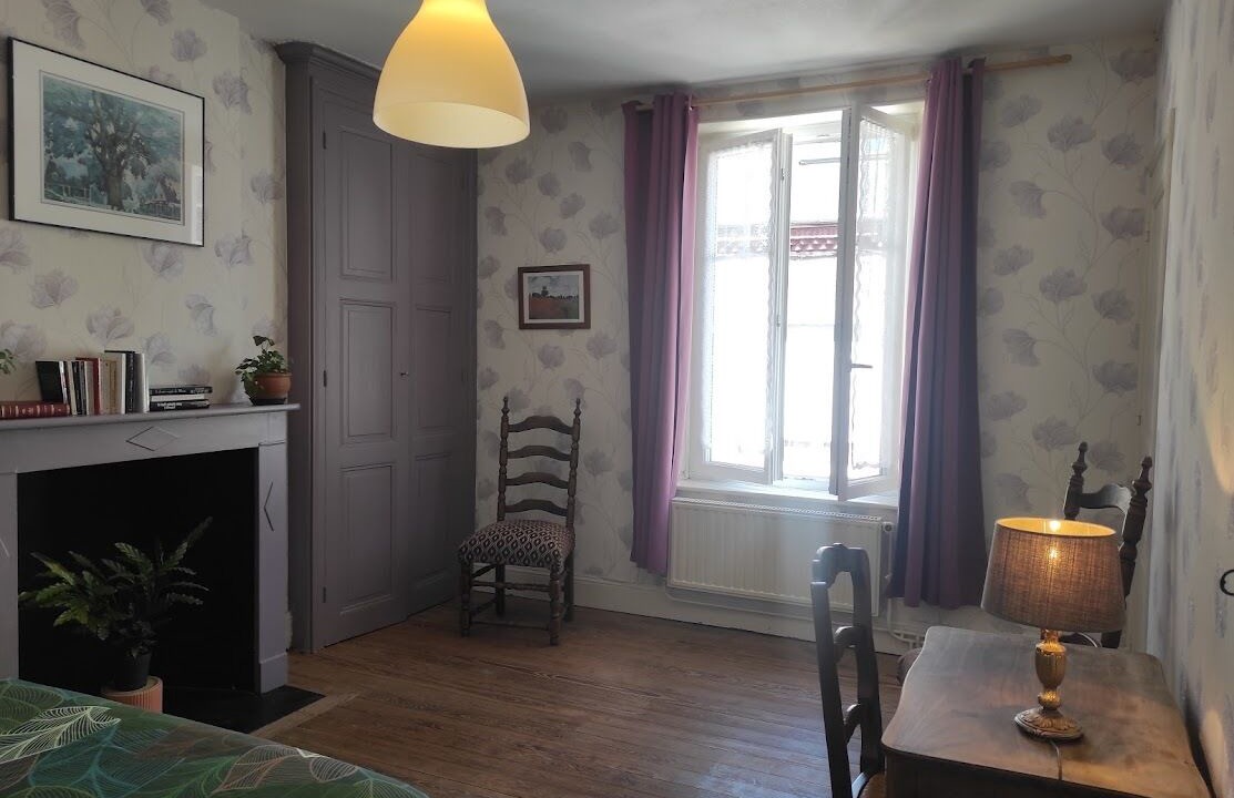 Photo of Bedroom in Revin