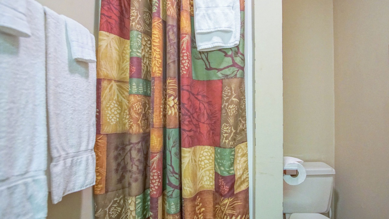 Photo of Bathroom in Edray