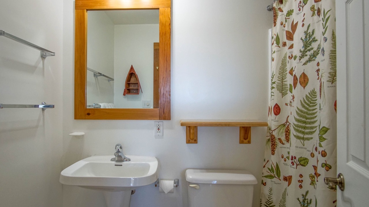Photo of Bathroom in Edray