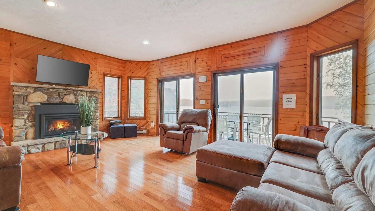 Photo of Livingroom in Gouldsboro
